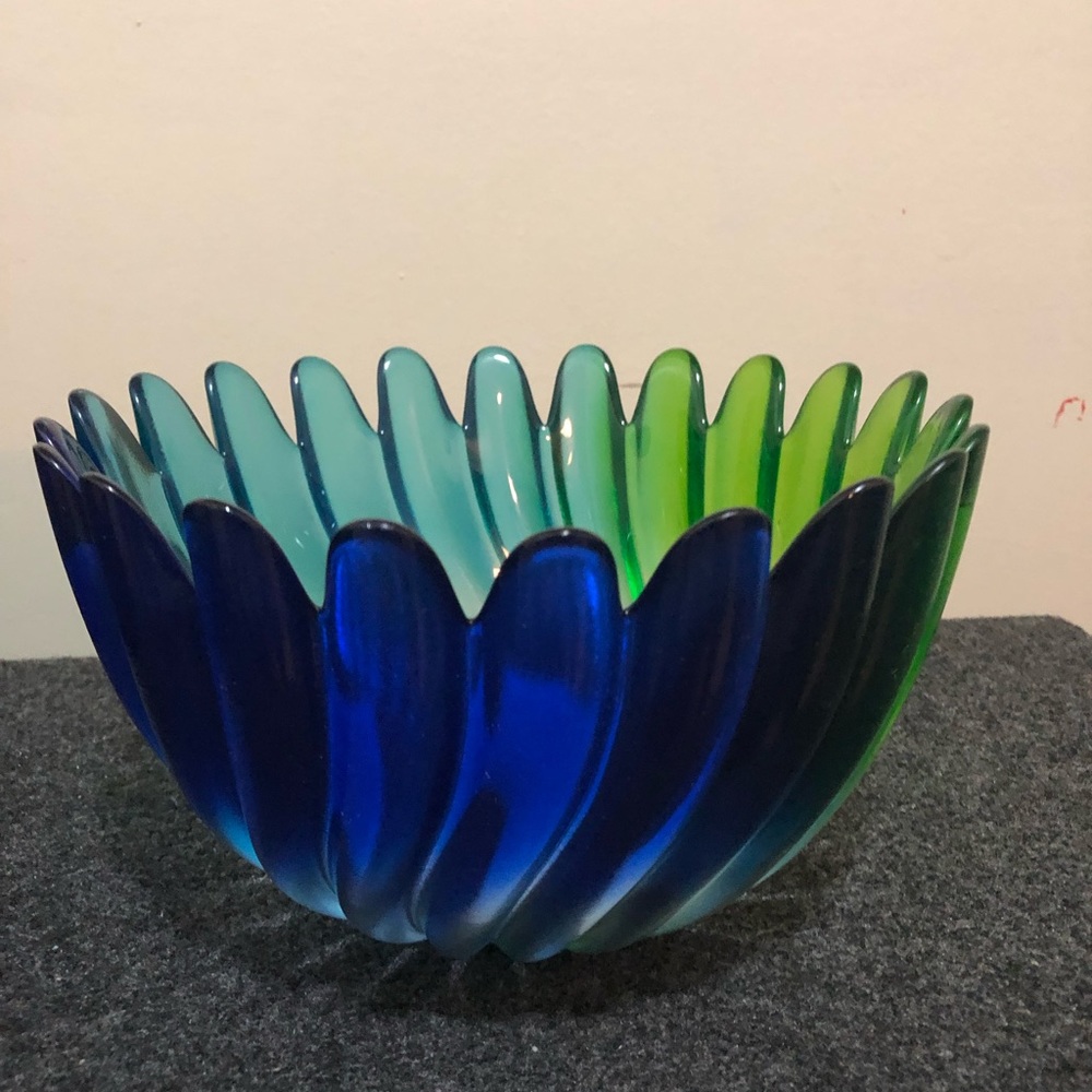 Studio Nova Beautiful Bowl.